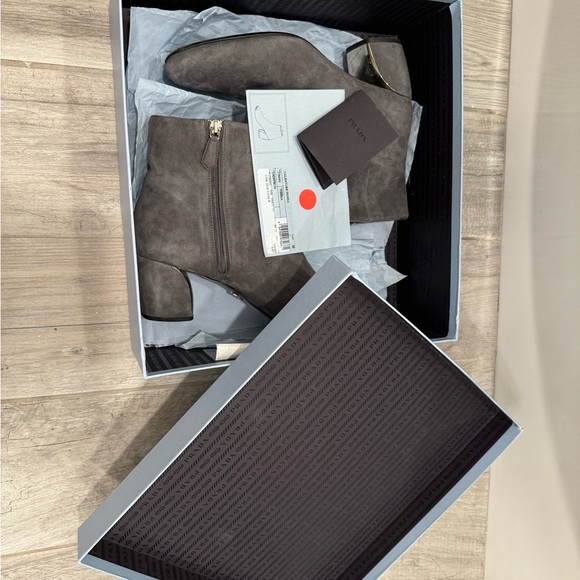 Prada Milano Dal 1913 Nebbia gray Boots - Picture 12 of 15